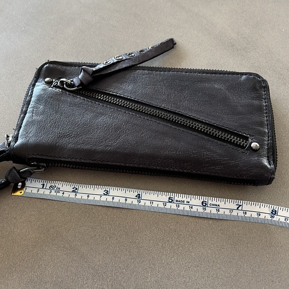 New Free People leather clutch. - Picture 8 of 9